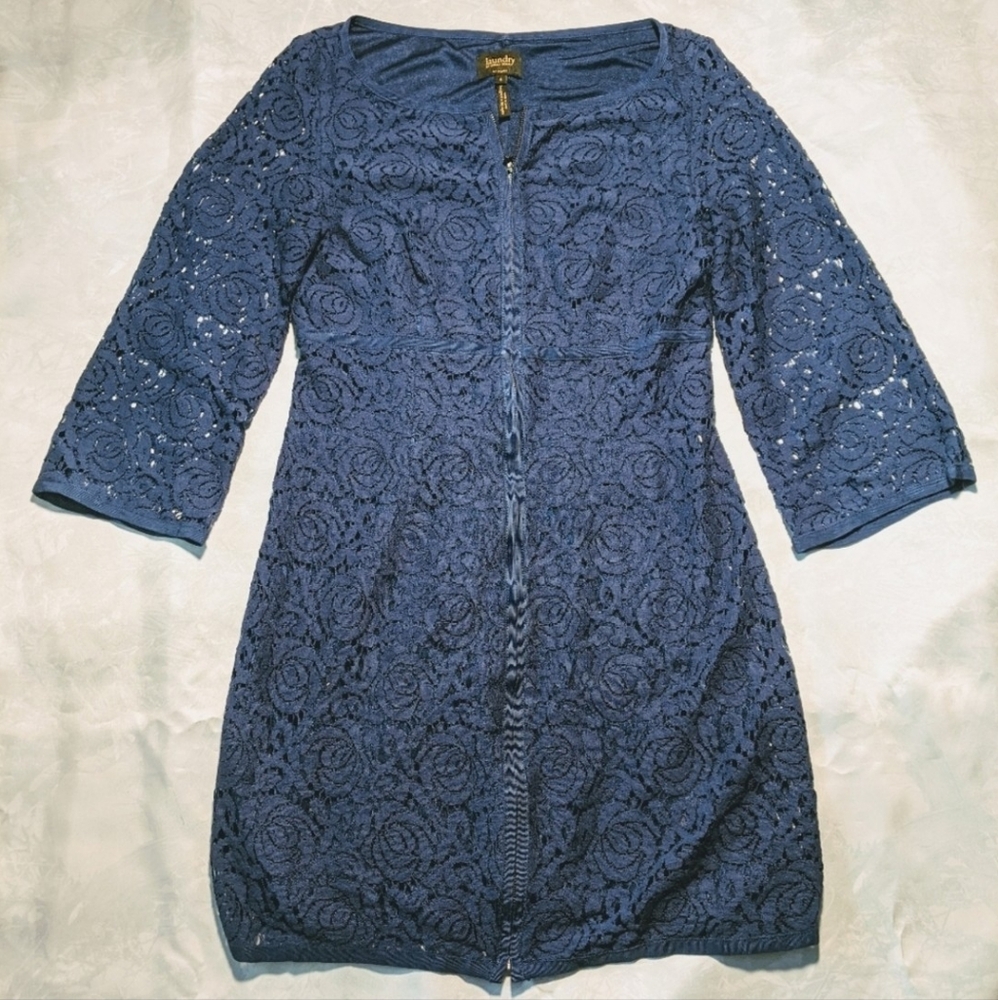 Scoop neckline Solid Knee length Long sleeves Dress - Picture 3 of 4